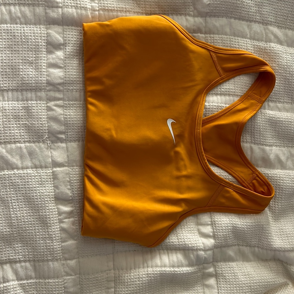 Nike dry fit sports bra